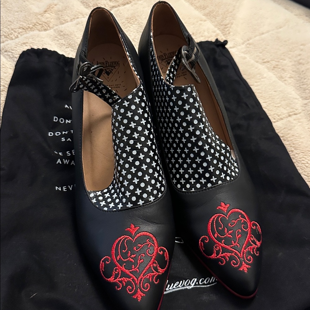 John Fluevog Darla Black and Red Heels with Heart Design. Sz8. - Picture 3 of 9